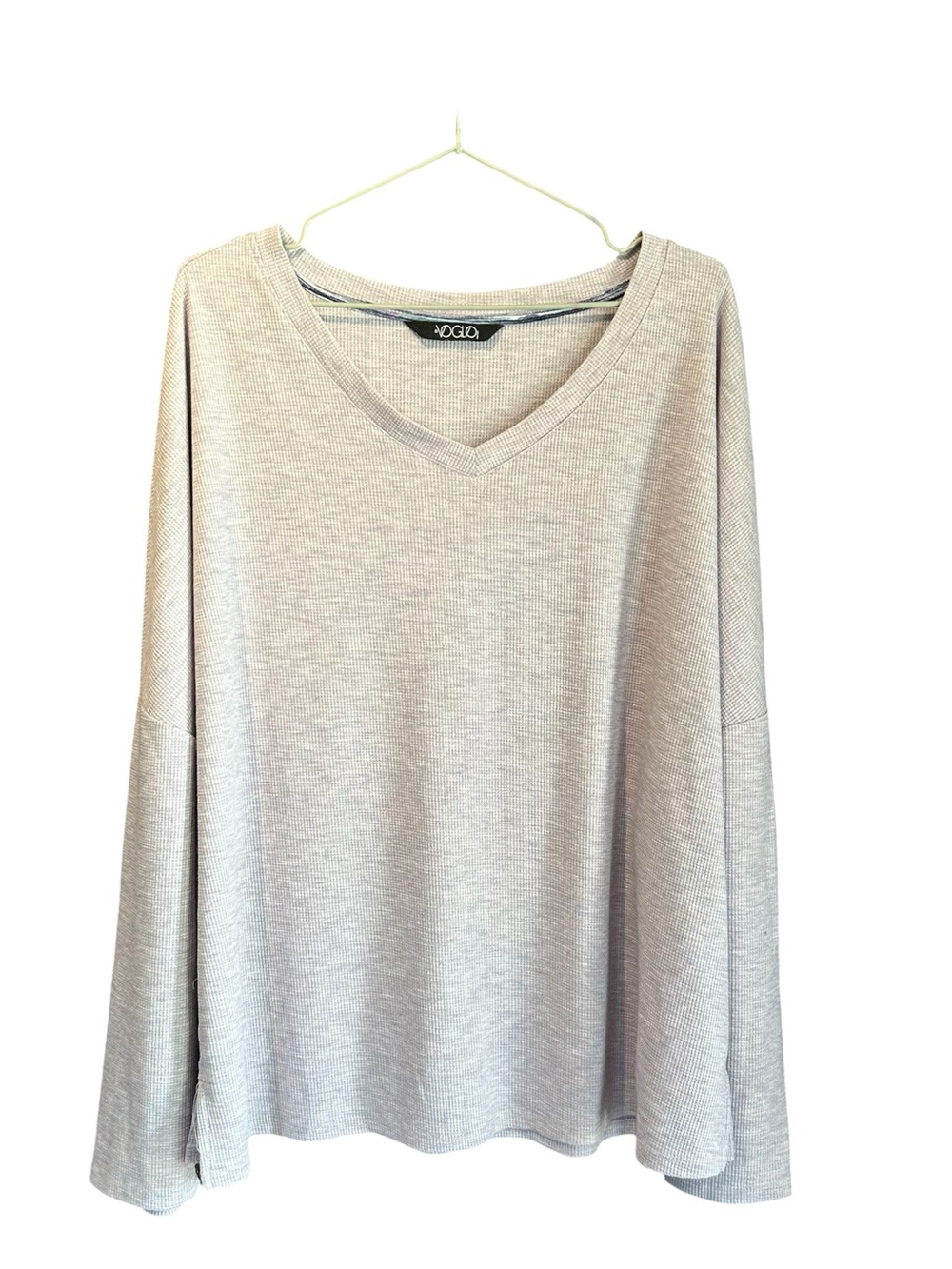 Women's Soft Lilac V-Neck Long Sleeve Top